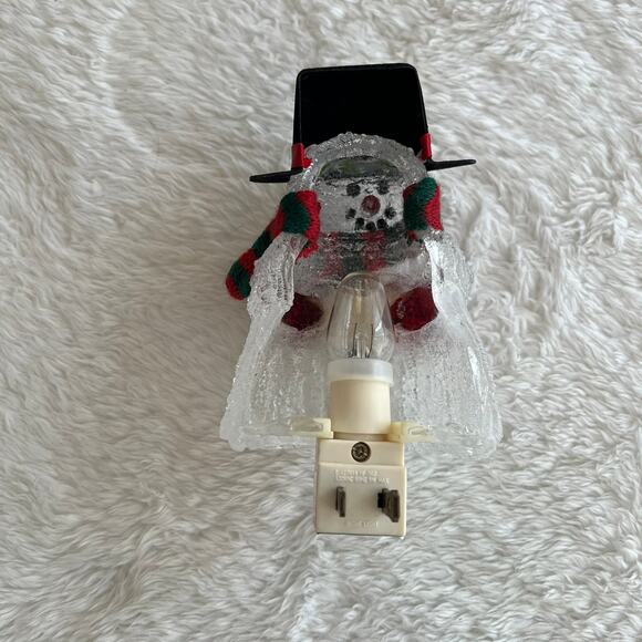 2 Vintage Avon Exclusive, Chilly Sam Night Light Snowman (Tested/Working) - Picture 3 of 5